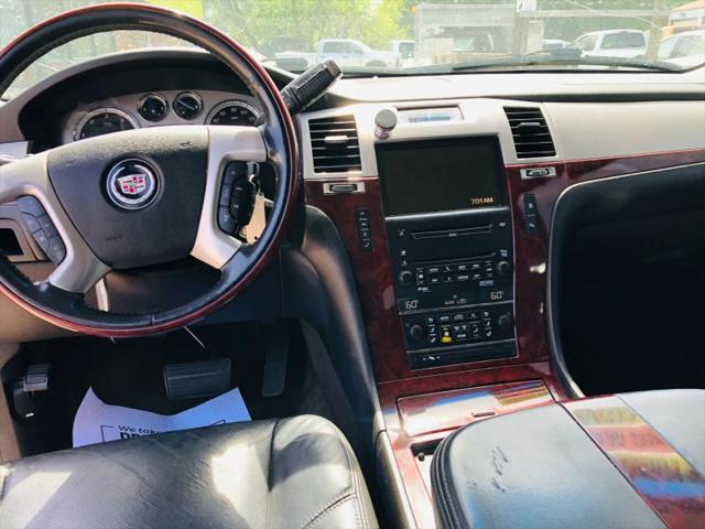 2010 Cadillac Escalade Luxury
