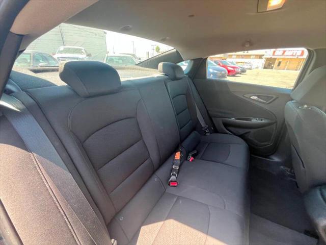 2022 Chevrolet Malibu FWD 1FL