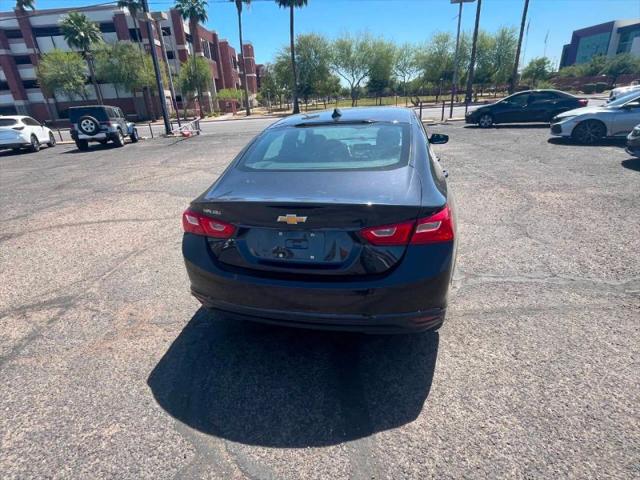 2022 Chevrolet Malibu FWD 1FL