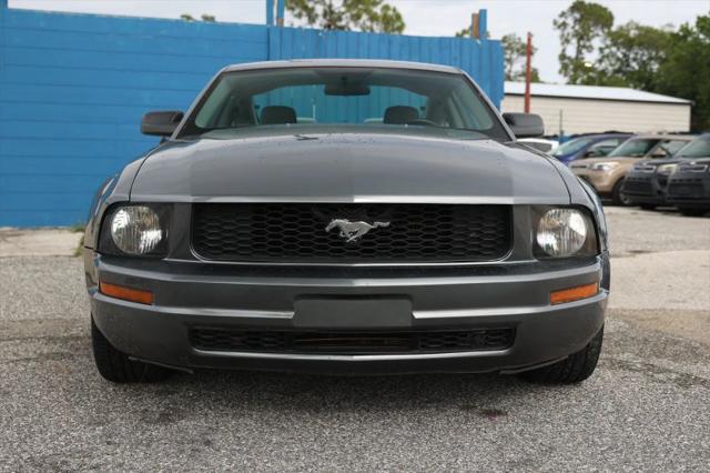 2007 Ford Mustang V6 Deluxe