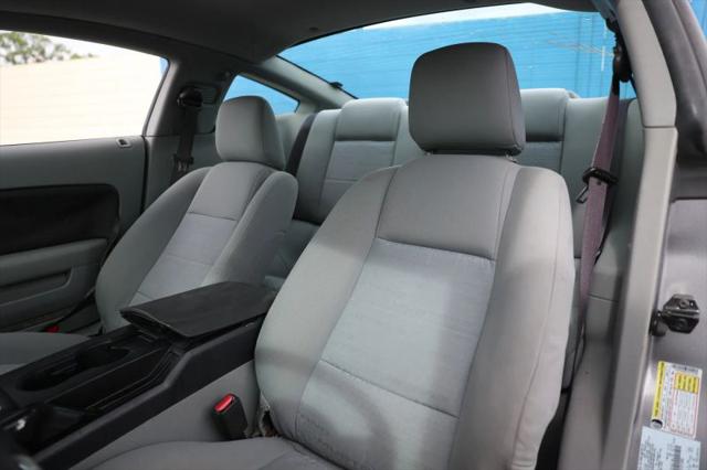 2007 Ford Mustang V6 Deluxe