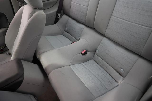 2007 Ford Mustang V6 Deluxe