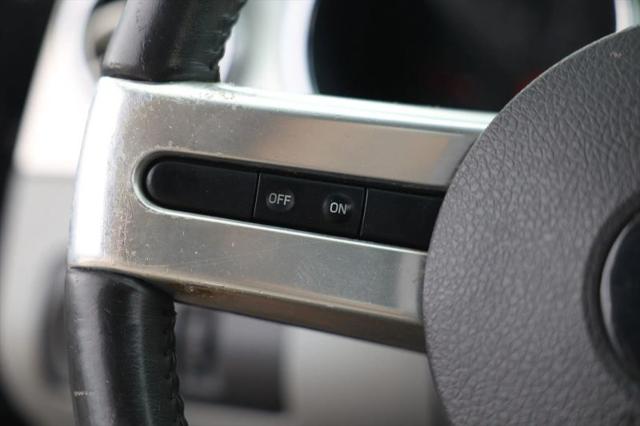 2007 Ford Mustang V6 Deluxe