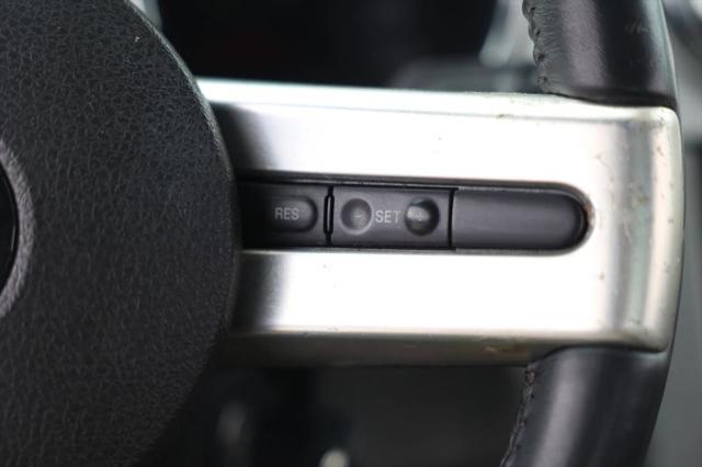 2007 Ford Mustang V6 Deluxe