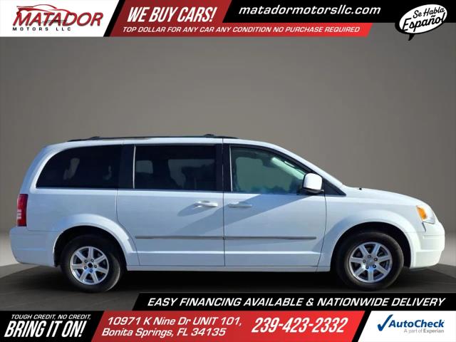 2009 Chrysler Town & Country Touring