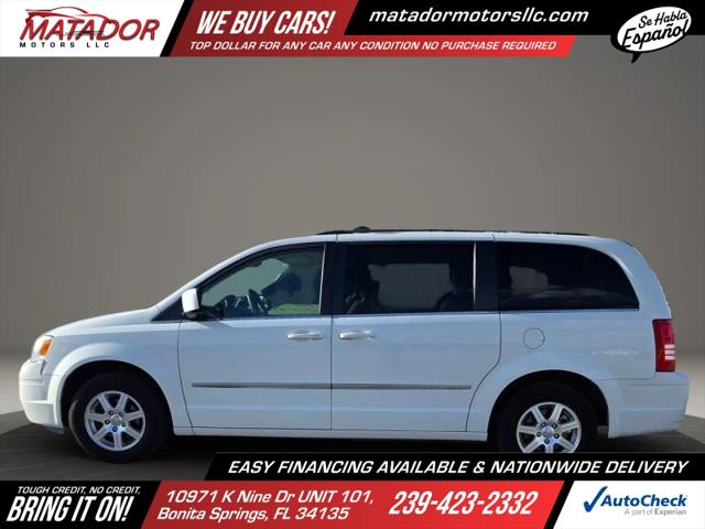 2009 Chrysler Town & Country Touring