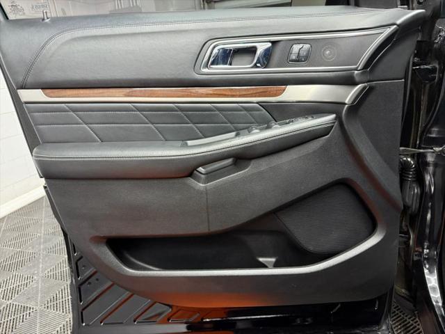 2017 Ford Explorer Platinum