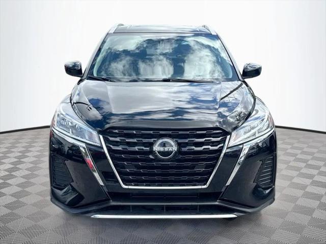 2022 Nissan Kicks SV Xtronic CVT