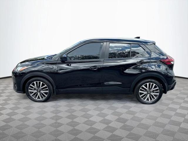 2022 Nissan Kicks SV Xtronic CVT
