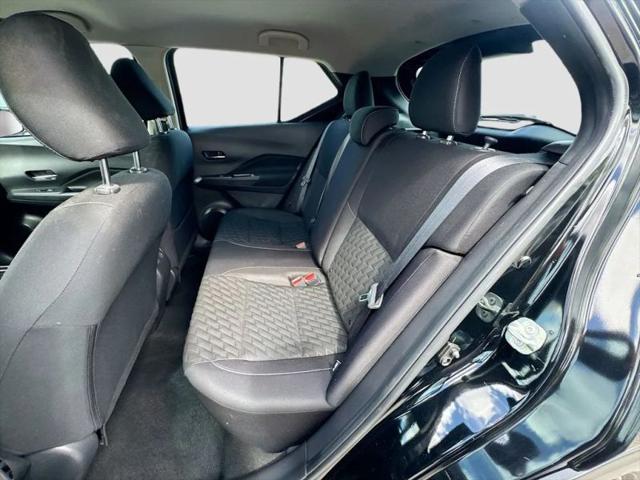 2022 Nissan Kicks SV Xtronic CVT