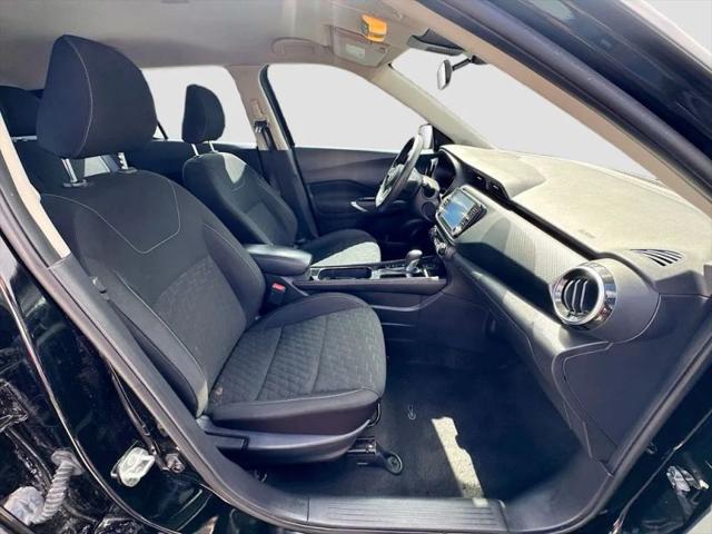 2022 Nissan Kicks SV Xtronic CVT