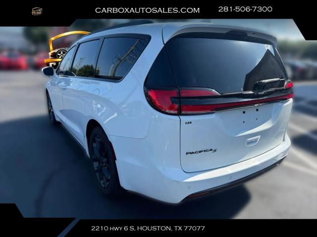 2021 Chrysler Pacifica Touring