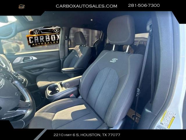 2021 Chrysler Pacifica Touring