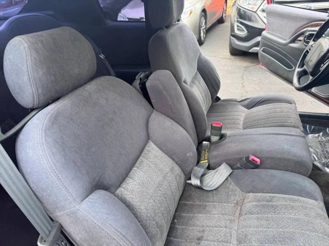 1999 Chevrolet Monte Carlo LS