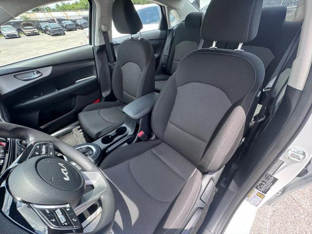 2024 Kia Forte LXS