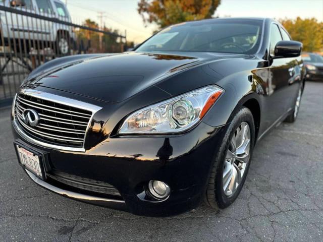 2012 INFINITI M37 M37
