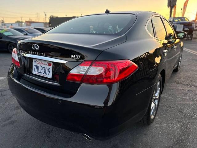 2012 INFINITI M37 M37