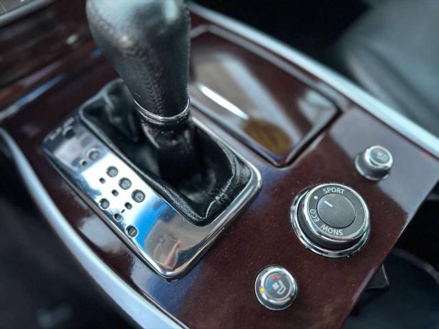 2012 INFINITI M37 M37