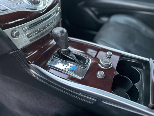 2012 INFINITI M37 M37