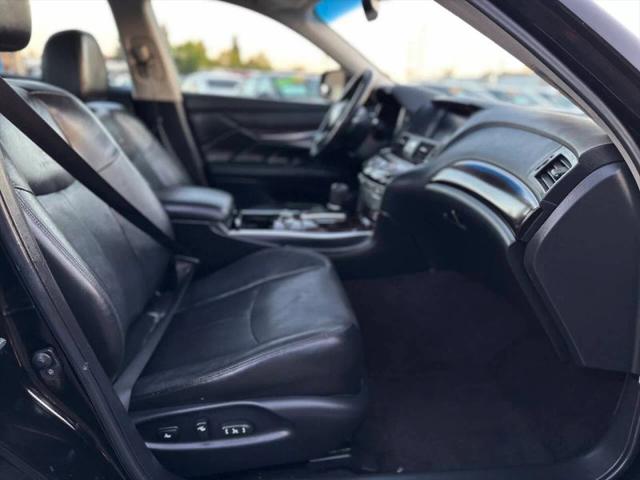 2012 INFINITI M37 M37