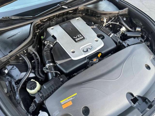 2012 INFINITI M37 M37