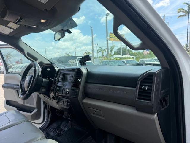 2017 Ford F-550 XL