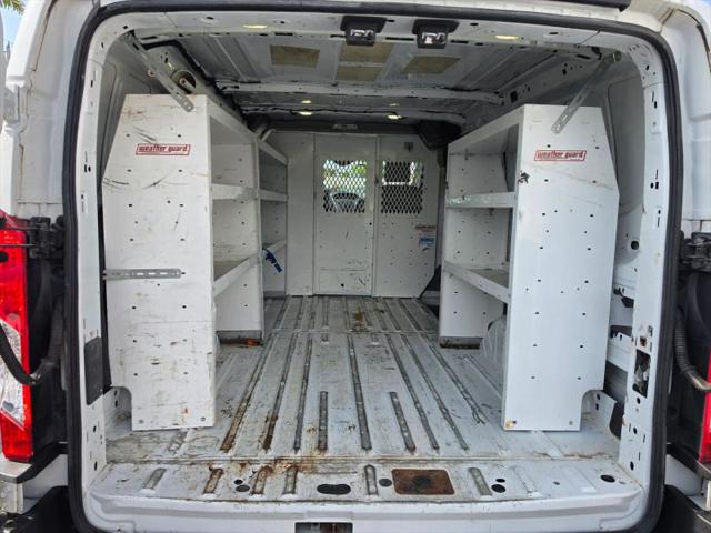 2017 Ford Transit w/Sliding Side Door w/RWB