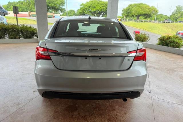 2014 Chrysler 200 Touring