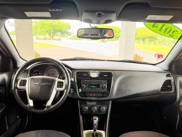 2014 Chrysler 200 Touring