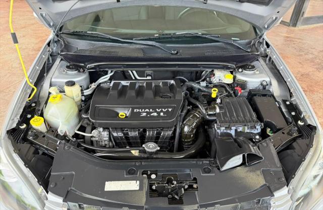 2014 Chrysler 200 Touring