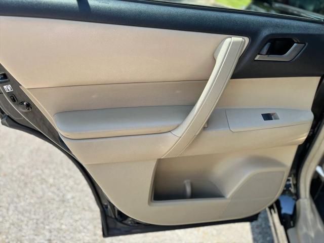 2013 Toyota Highlander Base Plus V6