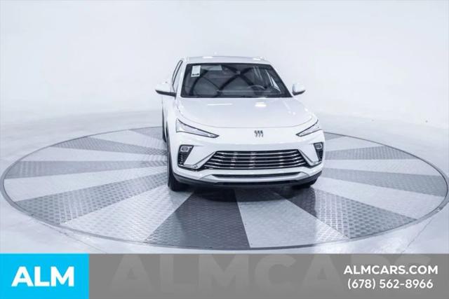 2025 Buick NV Preferred FWD