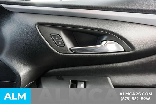 2025 Buick NV Preferred FWD