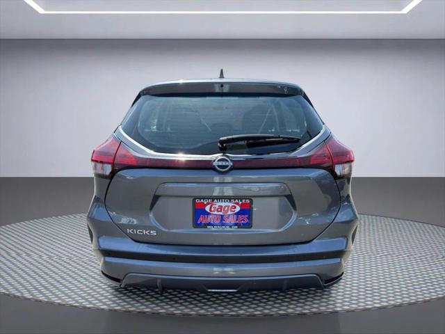 2023 Nissan Kicks S Xtronic CVT