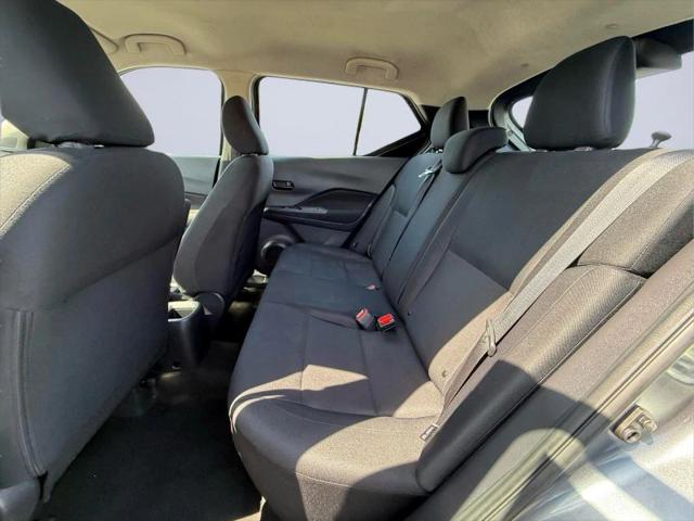 2023 Nissan Kicks S Xtronic CVT