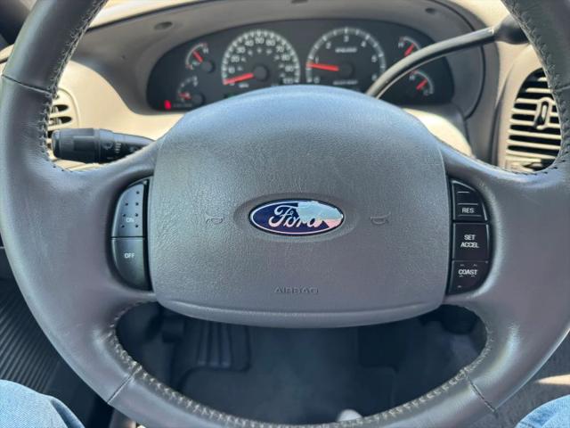 2003 Ford F-150 XLT