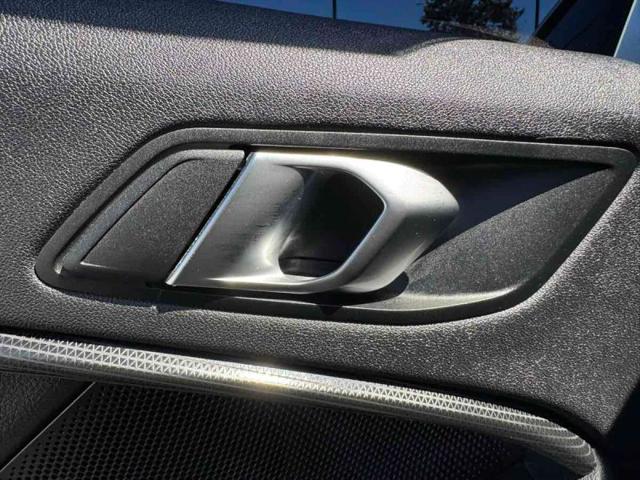 2022 BMW Coupe i xDrive