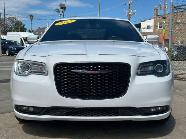 2022 Chrysler 300 S