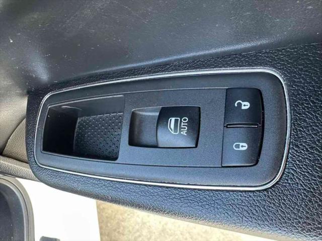 2022 Chrysler 300 S