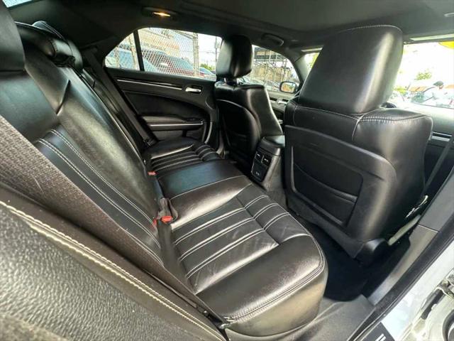 2022 Chrysler 300 S