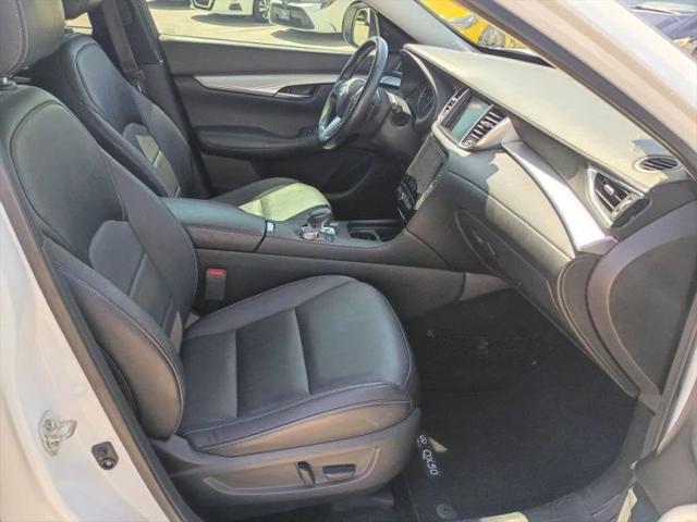 2021 INFINITI QX50 LUXE
