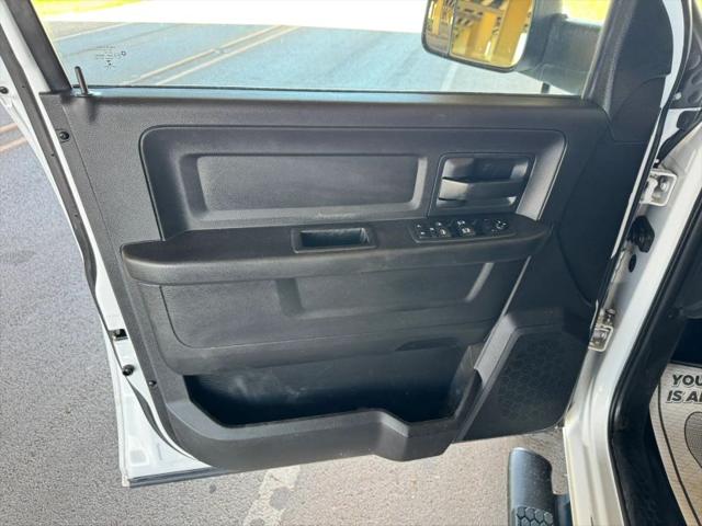 2018 Ram 2500 Tradesman Crew Cab 4x4 8' Box