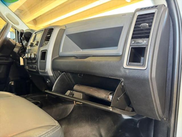 2018 Ram 2500 Tradesman Crew Cab 4x4 8' Box