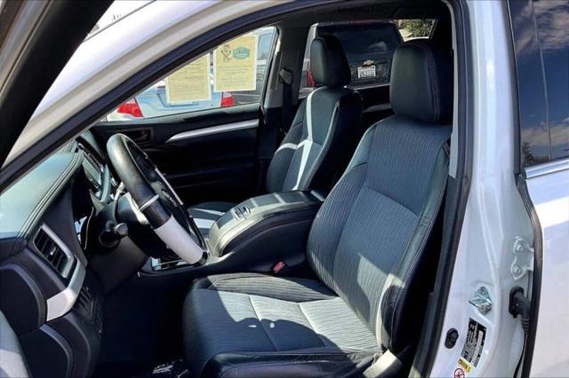 2015 Toyota Highlander LE Plus V6