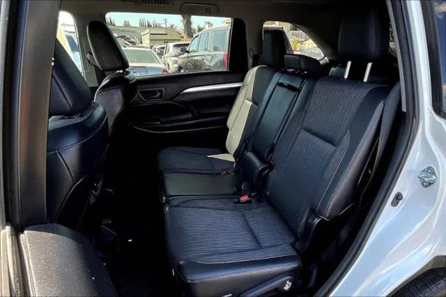 2015 Toyota Highlander LE Plus V6