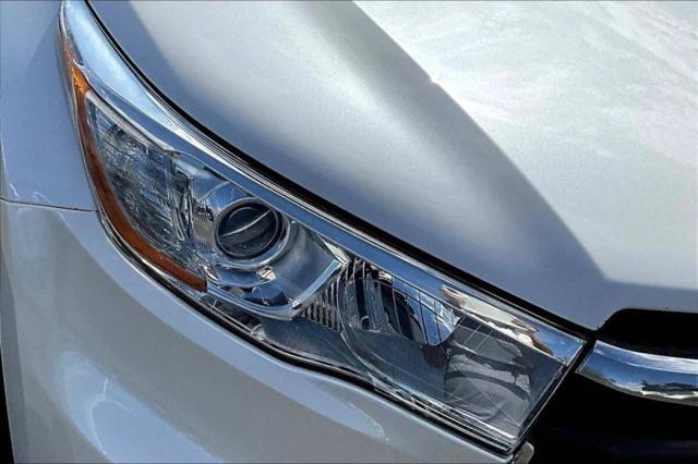 2015 Toyota Highlander LE Plus V6