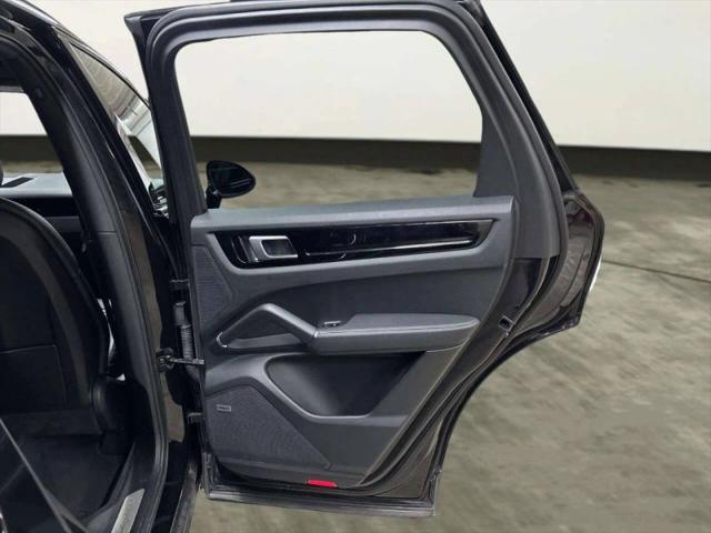 2019 Porsche Cayenne S