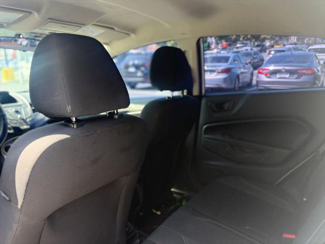 2014 Ford Fiesta SE