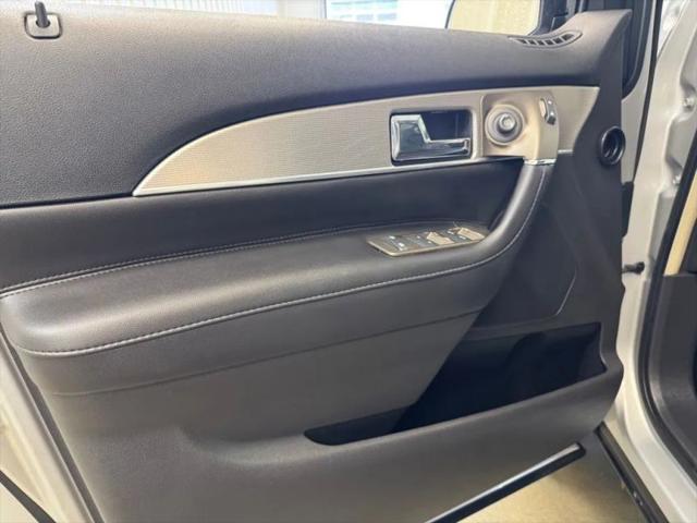 2015 Lincoln MKX Base