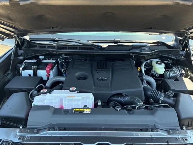 2026 Toyota Tundra Platinum CrewMax 5.5' Bed